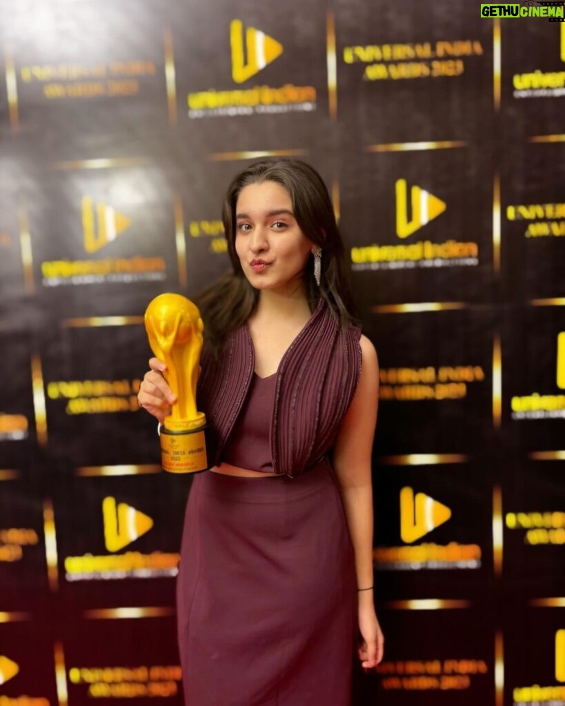Naisha Khanna Instagram - finest young actress of the year, 2023🤍 thankyouu 🧿 👗- @the_adhya_designer #ootd #award #awardwinning #fashion #actor #awards #foryou #instagood #foryoupage JW Marriott Mumbai Sahar