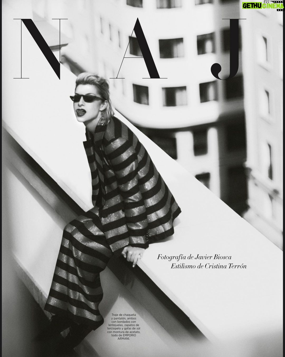 Najwa Nimri Instagram - @javier_biosca @giorgioarmani 💋💋@harpersbazaares @raquelalvarezdiaz_ @cristerron #giorgioarmani #harpersbazaares