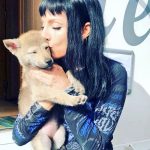 Najwa Nimri Instagram – No hace ni dos años q esta lobita entro en nuestras vidas #aauuuu