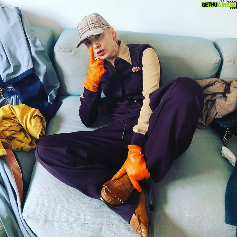 Najwa Nimri Instagram - ..total look @lacoste @carolinabadia