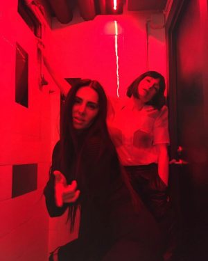 Najwa Nimri Instagram - Gracias siempre @malarodriguez  más temas más ruido más haters  más lovers #noesunfalafelcapullinmestoycomiendounaensaimada #NIMRANDOM #OSAMO