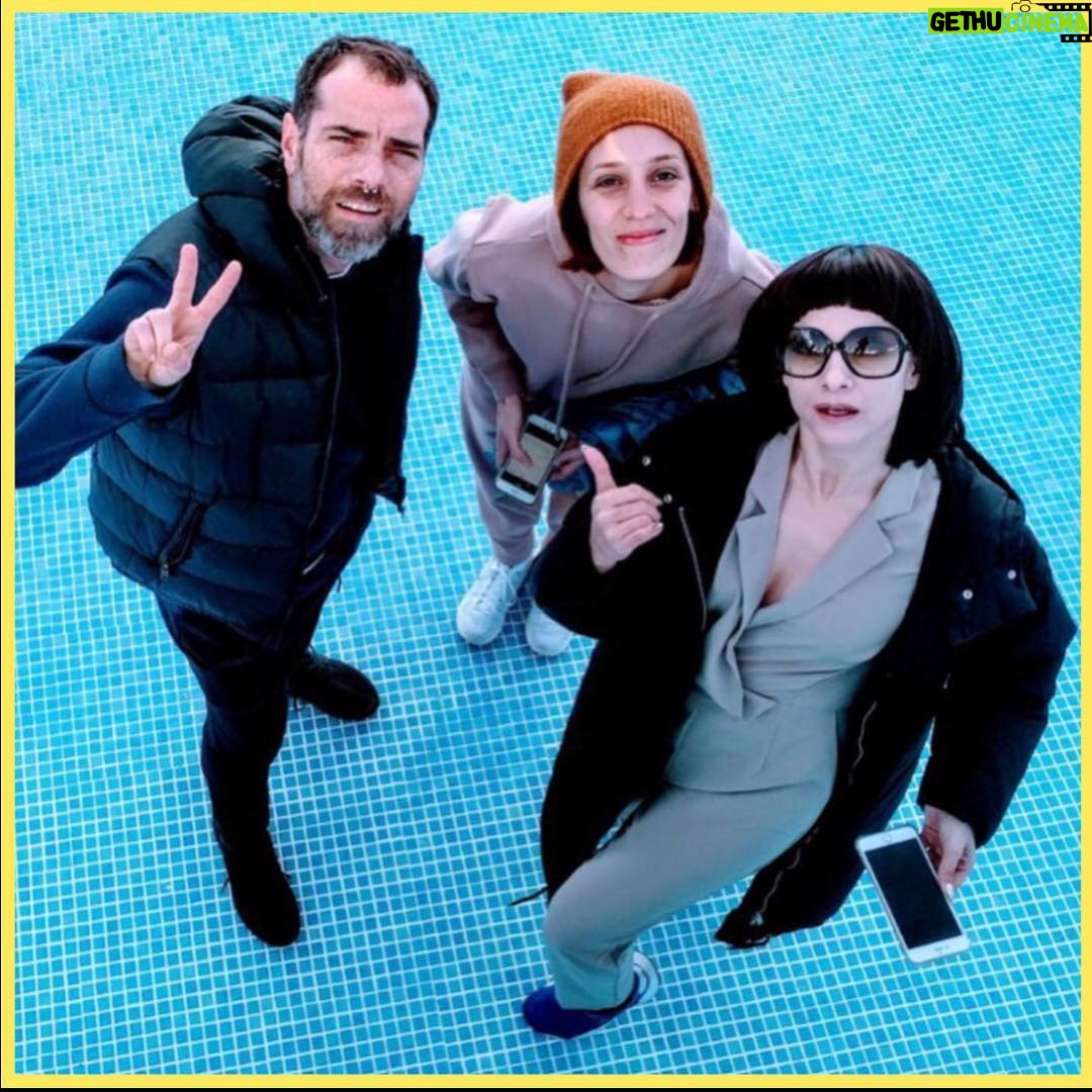 Najwa Nimri Instagram - #QUIENTECSNTARA #VERMUT #2019 #Mipelifav #rafa pelo maravilla #ana VESTU maravilla
