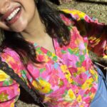 Nakshathra Nagesh Instagram - Styling this super comfy and cool cotton shirt from @polagoclothing ❤️ Love love love! Also, I had such a great time creating this video; let me know what you think #GetReadyWithNaksh #ootd #pinkobsession #cottonobsession #obsessedwithobsession #okaybye