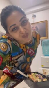 Nakshathra Nagesh Instagram - Eating a salad is one of the most special forms of #selflove I had so many excuses, it takes too long to make one, it’s so hard to get the dressing right, it gets monotonous to eat the same bowl of salad every day and I can go on. That’s when I discovered @crookjunk and there’s no looking back! ❤️ Fresh boxes of delicious, I mean DELICIOUS salads delivered sooooooo punctually every Monday to Saturday with different combinations of healthy veggies and tasty dressings. 😻 literally I wake up thinking about what salad I would get today 🙈🫶🏼 They have weekly and monthly subscriptions that are so easy on the pockets too! Much cheaper than any other meal you could order on delivery apps and definitely way healthier! I am so happy to be a part of the crook junk family and you should too! Also, just for the kick of it #notapaidpost 😉 #loveyourself #eatsalad #peace