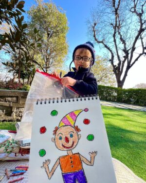 Nakuul Mehta Instagram - Last few days reeked of tranquility and joy with equal sides of jam, gajjar ka halwa, offspring’s obsession with monkeys, butter wala toast, company of close friends, coffee, winter sun, generous hosts, decent cognac, a good book, warm hugs and hope ☀️

Also, at what point in the calendar does one stop wishing each other, Happy New Years, eh? Never mind. May love and joy be your amigos ❤️