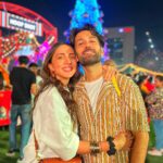 Nakuul Mehta Instagram - Va Va Voooom with Sufi & Folks ❤️ #MerryChristmas