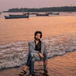 Nakuul Mehta Instagram - Laatsahaab 🖤 . . . @horilhumad x @styleitupbyaashna BEACH Crew @casmirclothing @amitdhawan3451 @labelmuslin @themadrastrunk @dazzler_accessories