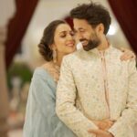Nakuul Mehta Instagram – When you steal a moment at your friends wedding
And make your own pre wedding reel coz you married ‘her’ before the gram 😉

Happy Valentines Day! May we all find friends who get married in palaces @captain_akshat @kashmira_irani ❤️

.

Kya khoobsurati se film banaate ho @slartproduction @prithvirchanoojee 📹

Darzi aur style @yeh_lehenga_nahi_mehenga 🧑‍🎨