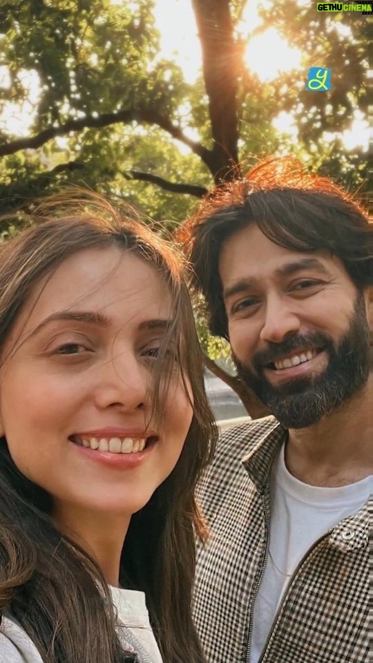 Nakuul Mehta Instagram - Here's to love ❤️ There is something so wonderful and wholesome about partners who have seen each other grow up.. and helped each other stay children too ☺️ When I first found out that @jank_ee and @nakuulmehta have been together since they were teenagers just like @daisy_clicks and I have (for 18+ years!), it felt so beautiful and reassuring to know. Just like Nakuul spoke in this reel, in in my own relationship, Daisy earned more than me for the first few (long) years of my career, and I'd joke how she was the breadwinner of the family and I was the bread eater! But if it weren't for her giving me the space to find my own path (that I hope I gave her too), I don't think I'd ever have reached here. And I'm so so glad to see what we have mirrored in what Jankee and Nakuul have, and I can speak for Nakuul too when I say, we know every day how lucky we are to have it 🤗 So this video is dedicated to the women who make us the men we are.. with whom we learn every day what it is to have an equal relationship, together ❤️ 🚨 Episode 3 of @beamanyaar feat. my friend and favourite man, @nakuulmehta is OUT NOW only on YouTube.com/WeAreYuvaa. Go watch it!! 🚨 Supported by @rnp_foundation UNFILTERED podcast available on @amazonmusicin Associate partners @maybelline_ind & @themancompany . . . . #WeAreYuvaa #5YearsOfYuvaa #NakuulMehta #BeAManYaar #beamanwithnikhiltaneja #beaman #talkshow #positivemasculinity #nakuulmehta #nakuuljankee #nakuulforever