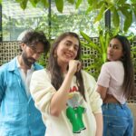 Nakuul Mehta Instagram – Tag a relative who is passionate about NAZAR UTAAROing 🧿

#CSRreels always at @vicetapasbar