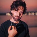 Nakuul Mehta Instagram - Thirsty Thursday is still a thing? . . @horilhumad x @styleitupbyaashna x @ali_hair_art