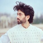 Nakuul Mehta Instagram - महफ़िल 🤍 . . @dieppj * @zeeshanali.pk