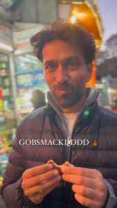 Nakuul Mehta Instagram - They say you are a kinder hooman if you think Gulab Jamuns are greater than Rosgullas Please debate ⬇️