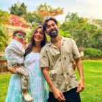 Nakuul Mehta Instagram - Spent a ‘Dharma’ weekend singing ‘Tiger Baby’ Songs and relishing very ‘Rajshri’ food with the extended fam jam in this gorgeous find @villa_magnolia_alibaug courtesy the very ‘Yashraj’ (read: generous) @stayvista_official 💚 Feel free to savour the joy by using this coupon code: NAKUUL10 and making your holiday just as cinematic & joyful. You may miss my dope photography chops but for everything else there is @stayvista_official #Hosted