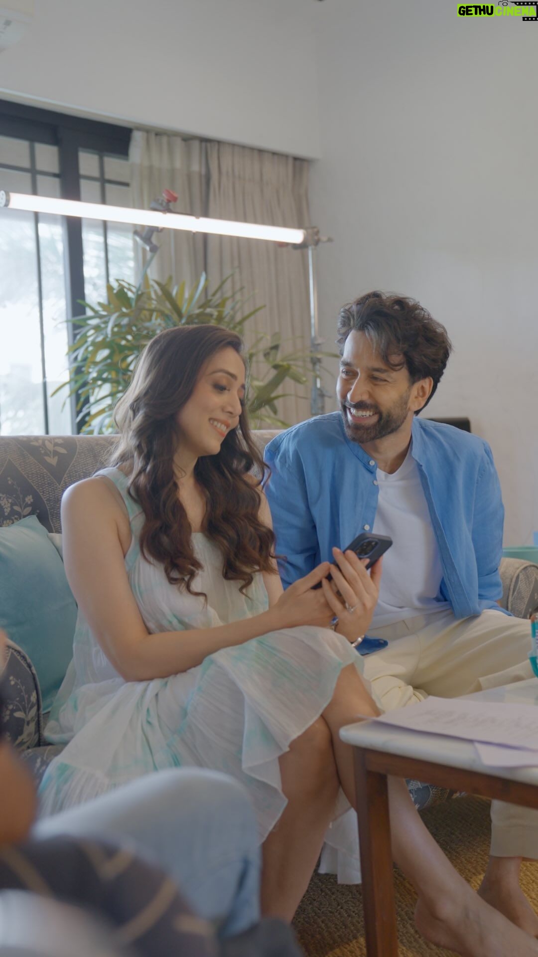 Nakuul Mehta Instagram - Shot a kickass campaign for a brand we love and have been using since day 1 for Sufi but the client decided to keep our personal chatter before the take 😳 #DekhKeHiMaanenge #Pampers #AllRoundProtection #PampersForBabies #AllNightSleep