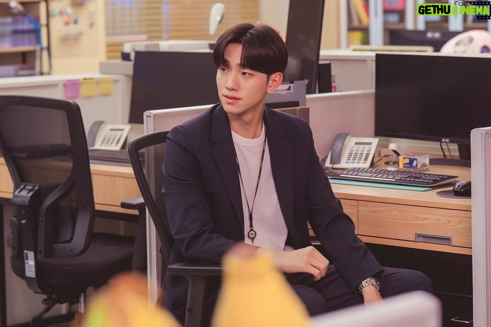 Nam Yoon-su Instagram - #오늘의 웹툰 금토 드라마 7월29일.
