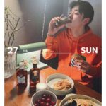Nam Yoon-su Instagram - #광고  발렌타인에서 하이볼 키트를 보내주셔서 발렌타인과 함께 제가 좋아하는 하이볼을 즐겨봤어요. 촬영후 먹는 하이볼은 하루피로가 싸악 녹아내리네요. 발렌타인 파이니스트에 스파클링 워터 넣고 얼음 가득 넣어서 즐겨봤는데, 부드러우면서 고급스러운 맛이 정말 너무 좋더라구요. 햄버거 파스타와도 페어링이 좋네요. 여러분도 혼술하고 싶을때 쉽고 편하게 만들어 먹을 수 있는 발렌타인 하이볼 어떠세요? 강추+! Drink Responsibly 경고: 지나친 음주는 뇌졸중, 기억력손상이나 치매를 유발합니다. 임신 중 음주는 기형아 출생 위험을 높입니다.  제품명: 발렌타인 파이니스트, 발렌타인 7 년 버번 피니쉬 제조국: 스코틀랜드 수입업소: ㈜ 페르노리카코리아 @ballantines_kr #발렌타인 #Ballantines #우리가깊어지는시간 #TIMEWELLSPENT #발렌타인하이볼