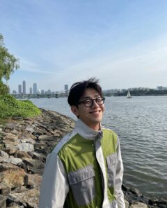 Nam Yoon-su Instagram - 💚💙🌫.