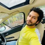 Namish Taneja Instagram - Aao kho jaye hum ☀️🌅 #allbecauseofmyfans