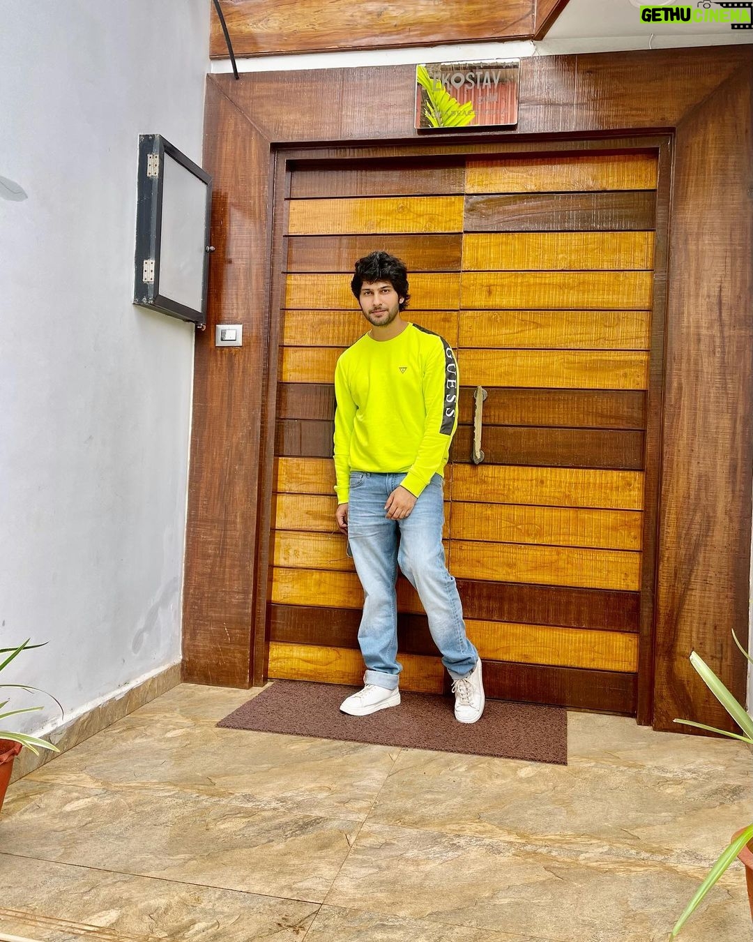 Namish Taneja Instagram - Stop doubting yourself. Work hard, and make it happen. . . . #allbecauseofmyfans @ekostay #ekostayexperience #getawaywithekostay #vacaywithekostay Candolim Beach, Goa