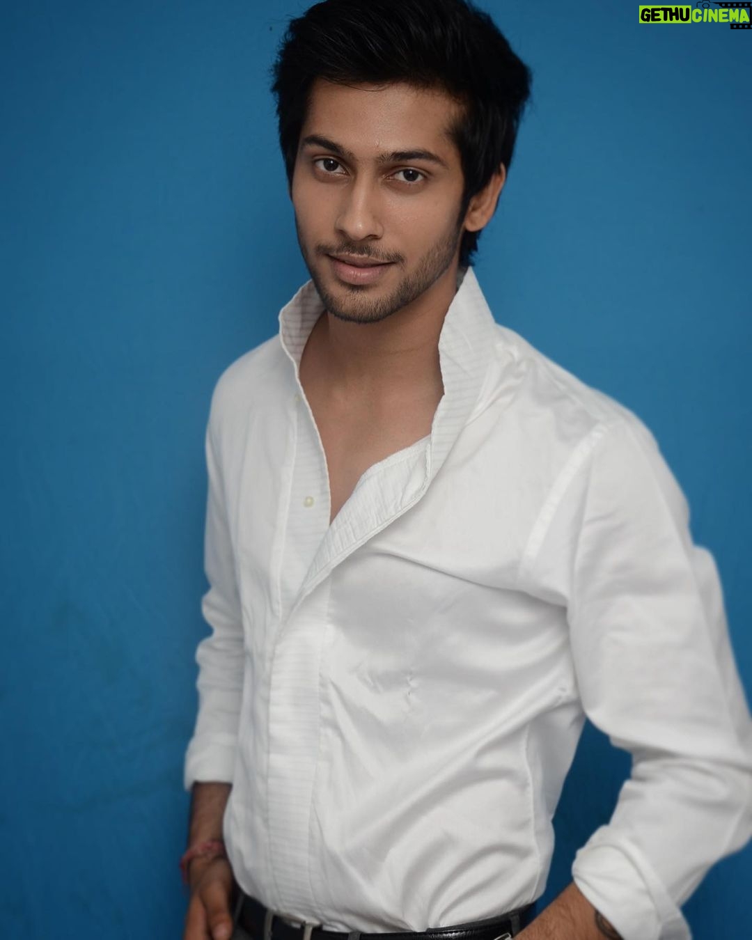 Namish Taneja Instagram - Saat saal pehle ki baat hai 😉...