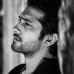 Namish Taneja Instagram - 🖤🖤