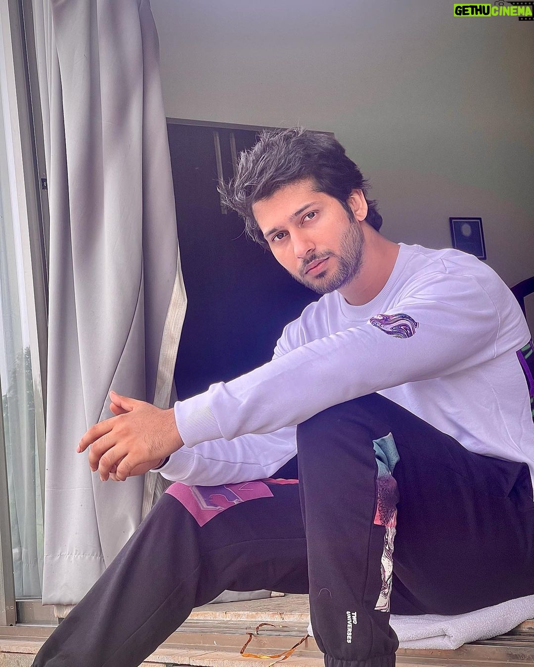 Namish Taneja Instagram - You become what you believe and I believe life is so beautiful 💚💙♥️. . . . . . #allbecauseofmyfans Lonavala, Khandala