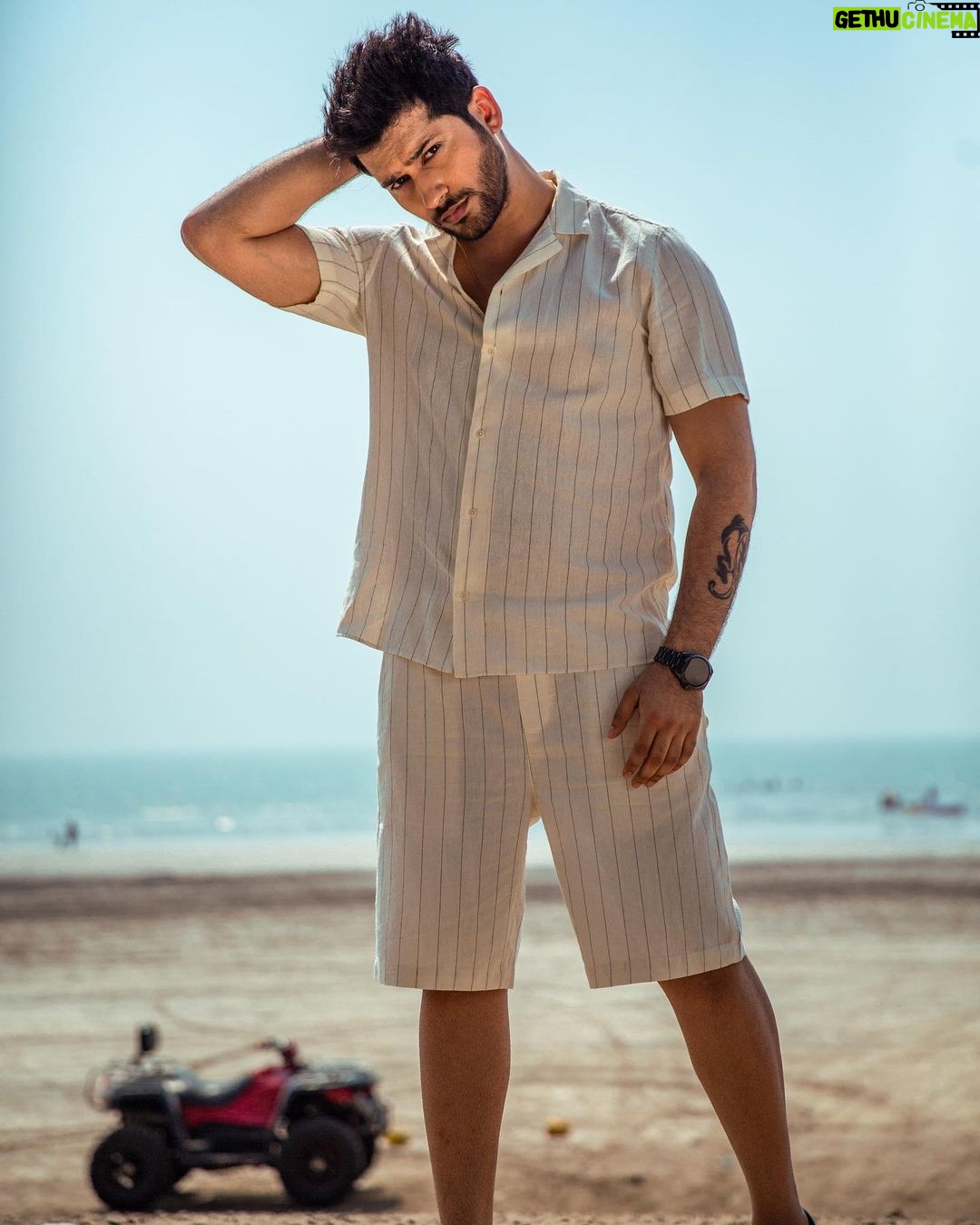 Namish Taneja Instagram - If you don't believe in yourself, who will? . . . . #allbecauseofmyfans 🔥 📸 @bhupendra.giri Edit @tanvi_joshi_photography_work
