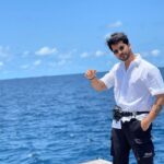 Namish Taneja Instagram - Sometimes i wonder if all this happening because I didn’t forward that messages to 10 people.😂 . . . #shotbeforecorona #allbecauseofmyfans