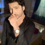 Namish Taneja Instagram - 1st one when director says action. 2nd one when he says cut😛 . . . . #allbecauseofmyfans 🖤