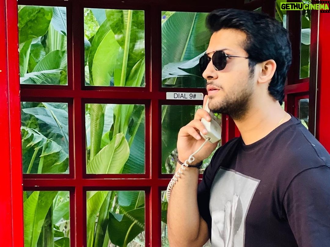 Namish Taneja Instagram - So many wireless and instant messaging technologies Facebook insta Twitter,WhatsApp could not replace the charm of talking on landline 📞.😎 . . . #allbecauseofmyfans