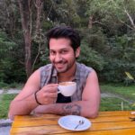 Namish Taneja Instagram - With coffee i am happier than a bird with a french fry 🍟...😊 Dont behave like last one in the picture if you have beautiful smile 😀#dontforgettosmile . . . . #allbecauseofmyfans