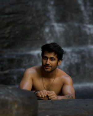 Namish Taneja Instagram - 🖤 Temptation 🖤
.
.
.
.
#allbecauseofmyfans