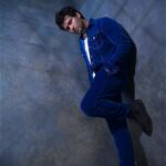 Namish Taneja Instagram - You'll have good days, bad days, overwhelming days, too tired days, “I'm awesome” days, “I can't go on” days, and every day you'll still show up. . . . . . . . Styling : @shalu_jaiswani 👨‍🎨- @makeup_artist_dipak_nayak_ 💇‍♂️- @hmu_by_rb Outfit - @raddesignerstudios Tshirt - @__wakeyourdreams__ #allbecauseofmyfans #namishtaneja