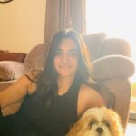 Namitha Pramod Instagram - Flaunting messy waves, sun-kissed chocolate eyes, and Poppo🤌🏻♥️ #nomakeup