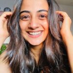 Namitha Pramod Instagram - Flaunting messy waves, sun-kissed chocolate eyes, and Poppo🤌🏻♥️ #nomakeup