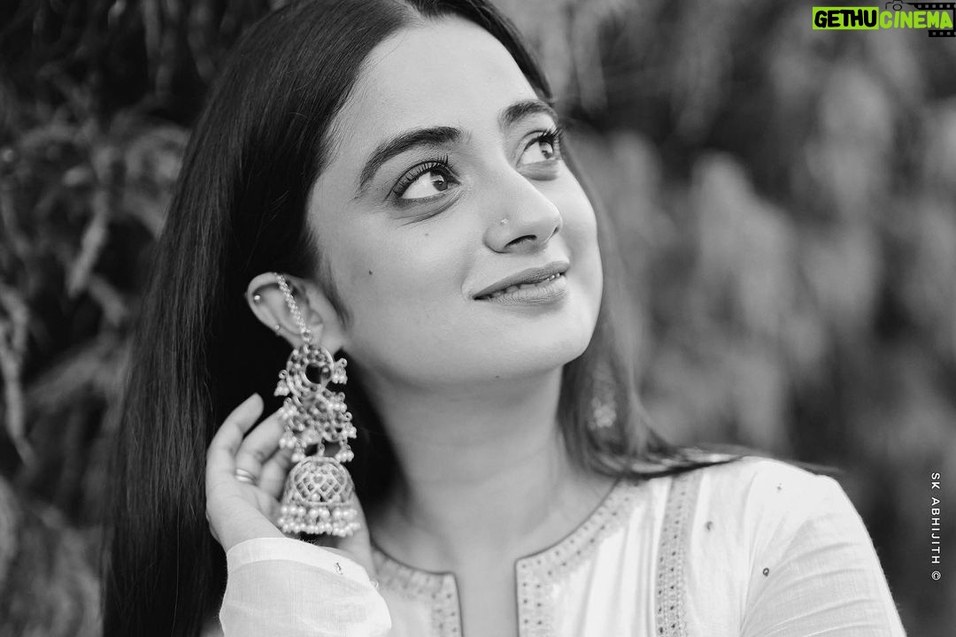 Namitha Pramod Instagram - ðŸ¤ðŸ«£ 📷 : @sk_abhijith