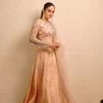 Namitha Pramod Instagram – Straight out of a Karan Johar movie kind of vibe 🥹✨

📷: @arun_payyadimeethal 
Styled by : @rashmimuraleedharan 
Wearing : @thunnal

#dressedupforanevent