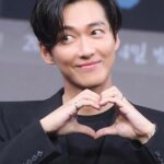 Namkoong Min Instagram - #연인 정신 없었던 하루 많은 응원 감사합니다 장현과 길채의 이야기 오늘부터 본격적으로 펼쳐집니다❤️