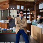 Namkoong Min Instagram – 오늘밤 천원짜리 변호사 마지막회가 방송됩니다.

검사님이나 저나 진실을 스스로 정의할 수는 없습니다.
그저 가까이 다가가려고 노력할 뿐이지.
이번에는 제가 조금더 가까이 다가갔다고 생각합니다.

본인이 소화할수 있는 가장 이상적인 방법을 한번 생각해봐요.
그게 내가 내준 숙제니까.

108페이지 빙고!!

양상구씨 문제를 해결하는 방식에는 굉장히 여러 가지가 있습니다.
가장 절망적인 순간에 놓여있다고 해서,
자신이 감당할 수 없는 그 끈을 놓아버리는 것 만이 최선의 선택입니까?

세 번째 웃으면 저랑 사귈래요?

세 번째 웃었어요.

네가 나한테 해줄수 있는게 뭐가 있을까 생각해봤어.
나랑 결혼해줄래?

나는 천원짜리 변호사다.
