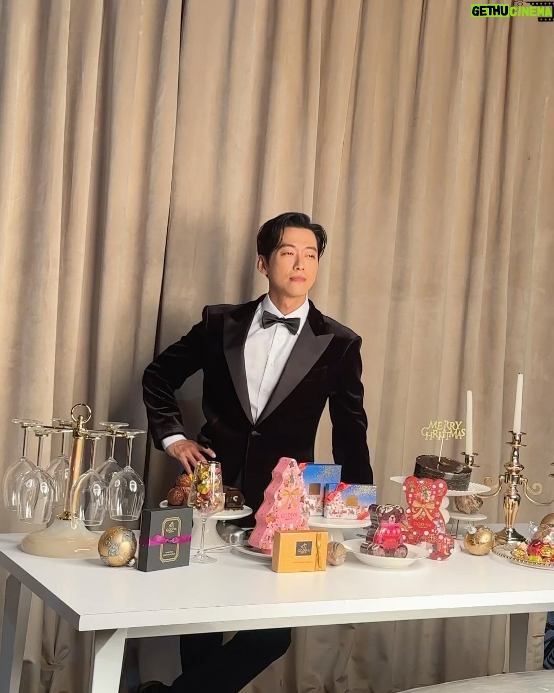 Namkoong Min - 233.5K Likes - 드디어 퇴근이닷!
훗! 😏
본방사수할수있겠군🙋🏻♂️