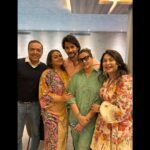 Namrata Shirodkar Instagram – Home is where the heart is, and it’s filled with joy and happiness😍😍😍
Celebrating #GunturKaaram ♥️♥️♥️

@urstrulymahesh @shilpashirodkar73 @sabina.xavier 
@xavieraugustin @sitaraghattamaneni @sreeleela14 
@nagavamsi19 @meenakshichaudhary006 
@_mohanaaaa_ @aadya.paidipally @malinipaidipally