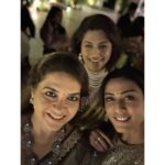 Namrata Shirodkar Instagram – An evening filled with art and glamour, with some lovely Hyderabadi food. Can’t get better than this! Another @pinkyreddyofficial special evening! 😎😎 @shaina_nc it was lovely seeing you after so many years !! 🥰🥰🥰