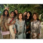 Namrata Shirodkar Instagram – An evening filled with art and glamour, with some lovely Hyderabadi food. Can’t get better than this! Another @pinkyreddyofficial special evening! 😎😎 @shaina_nc it was lovely seeing you after so many years !! 🥰🥰🥰
