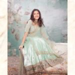 Namrata Shirodkar Instagram – 💚💚💚

Outfit: @thesaffron_house 
Jewellery: @pmj_jewels 
Shoes: @septembershoes