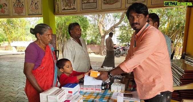 Namrata Shirodkar Instagram - Andhra Hospitals, in collaboration with MB Foundation, organized the 38th Multi-speciality camp in Burripalem on Namrata Shirodkar garu’s birthday, offering healthcare services to total of 145 adults and children. It includes health check-ups and distributing essential medicines for the well-being of the villagers. 🙏