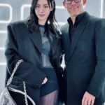 Nana Instagram - 지방시랑함께해 🤍 모미도함께해 🥰 #givenchy #2024SS #현대백화점 #판교점 #팝업스토어 #꽃 #newelegance #voyouchain #sharklockboots