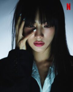 Nana Instagram - 🩶 #모미 #maskgirl #netflix