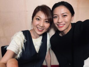 Nana Eikura Instagram - @naoko_iijima_705_official

直子さんみたいな大人になりたくて１５年経った😭

情報解禁おまちくださいませ♡