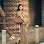 Nana Eikura Instagram – @tods 

Photo：Shunya Arai @yard_tokyo 
Styling： @miyuki_blue 
Hair： @kenichiforsenseofhumour 
Make-up： @rikamatsui26 
Male model： @wamo.r 
Text&Edit： @kanako.uchida 

GINZA 5月号掲載
